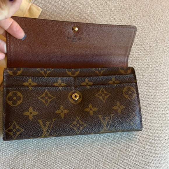 Louis Vuitton wallet - Picture 3 of 6